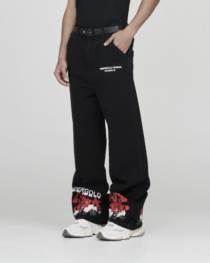 Walking Into Heaven Embroidered Flowers Jeans Black
